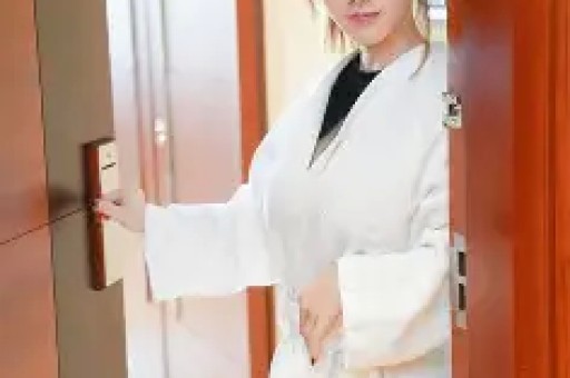 陪睡陪玩只是冰山一角明星曝出的圈中内幕一个比一个荒唐！